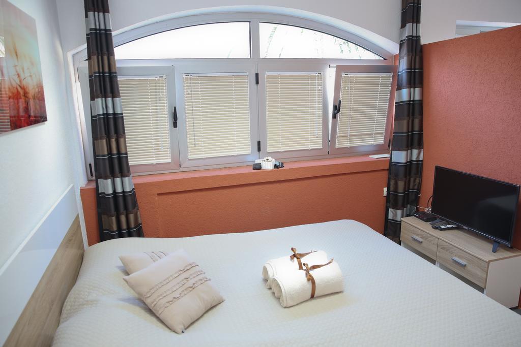 Apartments Qualitas Котор Экстерьер фото
