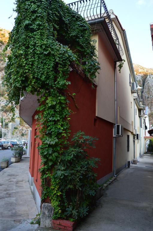 Apartments Qualitas Котор Экстерьер фото
